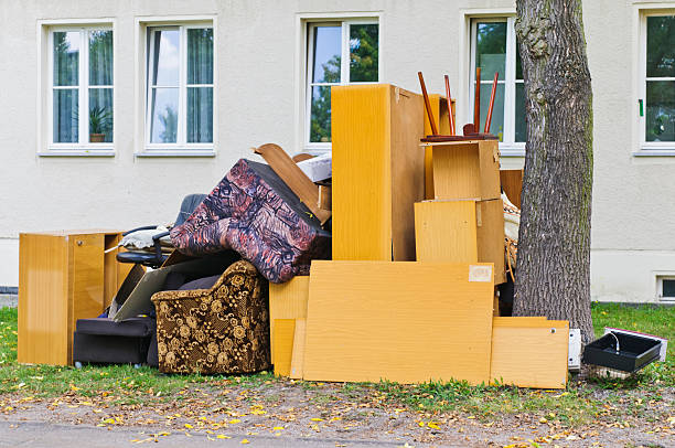 Best Yard Waste Removal  in Great Bend, KS